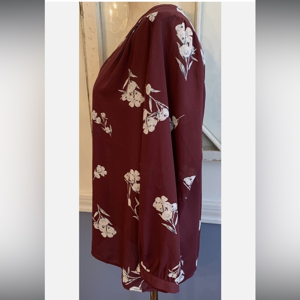 Collective Concepts Merlot Floral Blouse Sheer V-Neck Burgundy XL EUC - Picture 5 of 16